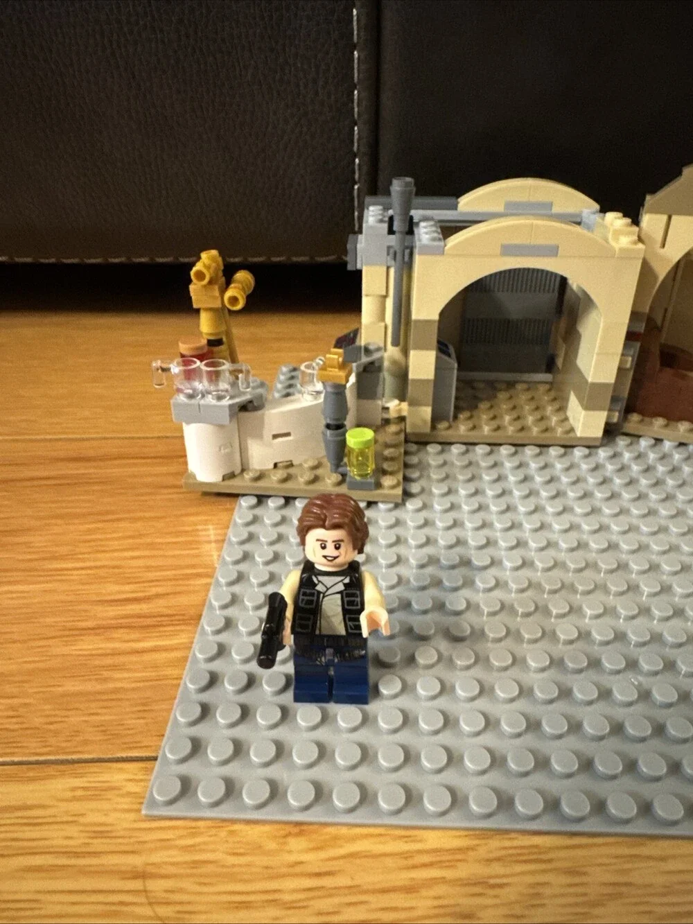 LEGO Star Wars Mos Eisley Cantina 75205 & Droid Escape Pod 75136 Han Solo Greedo